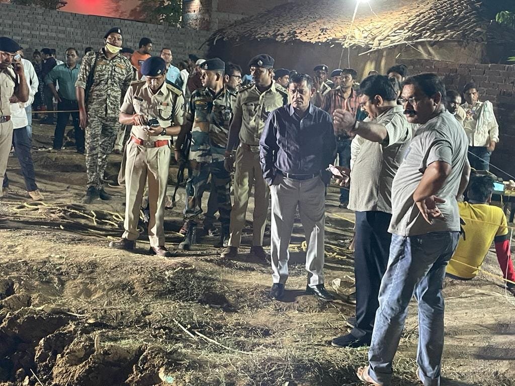 डेढ़ सौ फीट गहरे बोरवेल में गिरा पिहरीद का बालक , रेस्क्यू जारी डेढ़ सौ फीट गहरे बोरवेल में गिरा पिहरीद का बालक , रेस्क्यू जारी kshititech