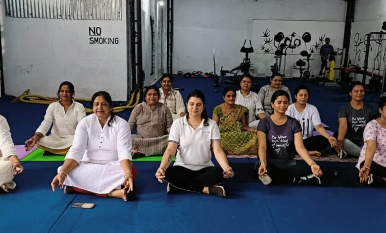 महिला जागृति शाखा , सक्ती ने मनाया अंतराष्ट्रीय योग दिवस महिला जागृति शाखा , सक्ती ने मनाया अंतराष्ट्रीय योग दिवस kshititech