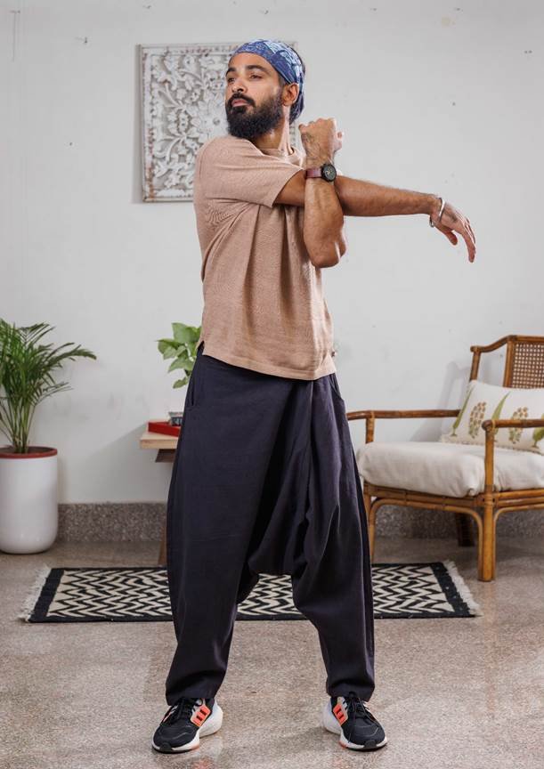 ‘स्वधा’ – खादी का आरोग्य वस्त्र संकलन ‘स्वधा’ – खादी का आरोग्य वस्त्र संकलन kshititech