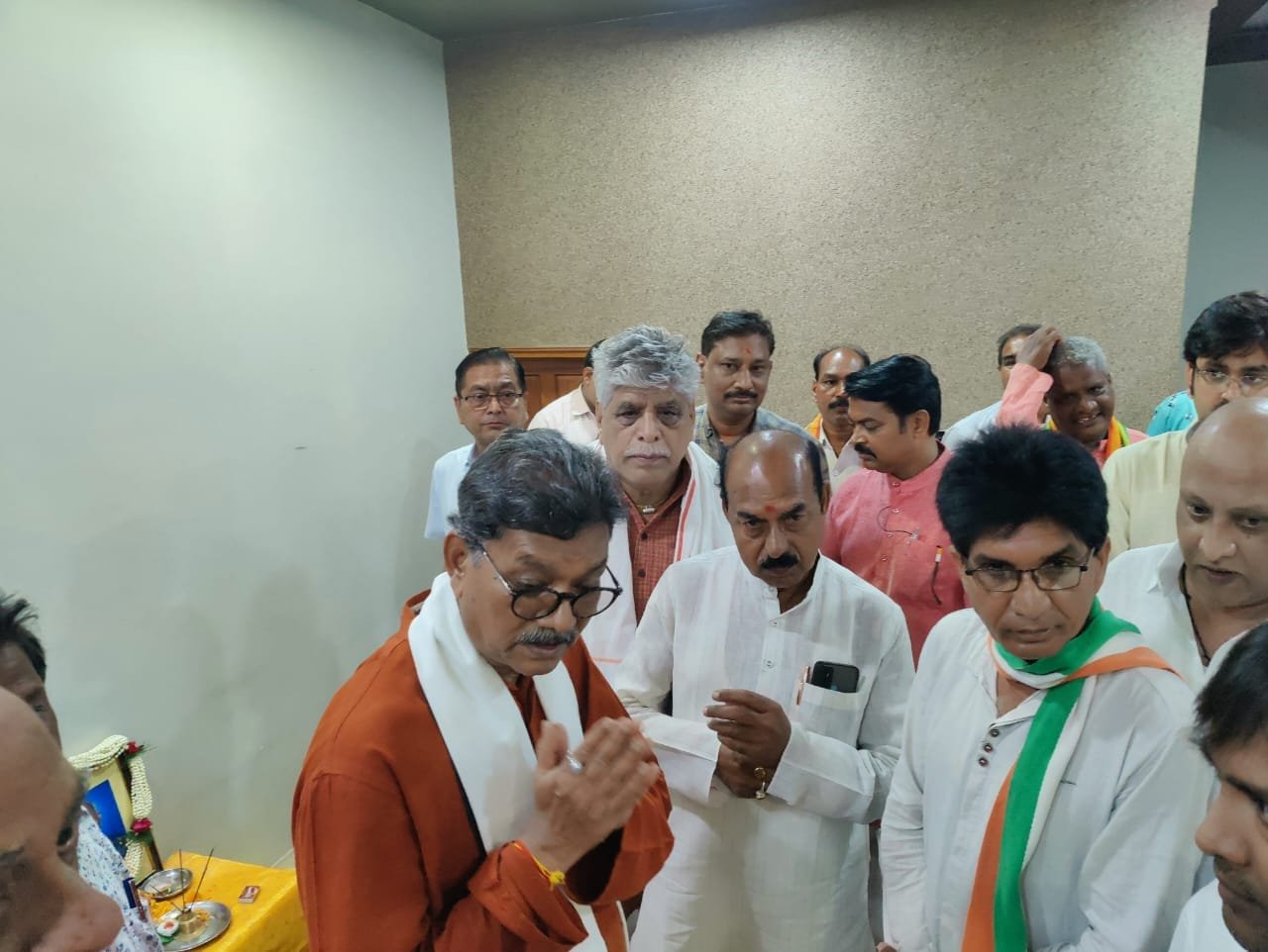 डॉ महंत एक दिवसीय प्रवास के दौरान पहुंचे सक्ती डॉ महंत एक दिवसीय प्रवास के दौरान पहुंचे सक्ती kshititech