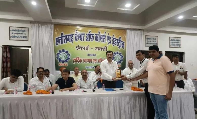 व्यापारियों के हित में कंधे से कंधा मिलाकर खड़े रहेंगे- पारवानी व्यापारियों के हित में कंधे से कंधा मिलाकर खड़े रहेंगे- पारवानी kshititech