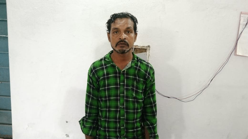 शातिर बैट्री चोर चढ़ा पुलिस के हत्थे,अड़भार चौकी टीम की कार्यवाही शातिर बैट्री चोर चढ़ा पुलिस के हत्थे,अड़भार चौकी टीम की कार्यवाही kshititech