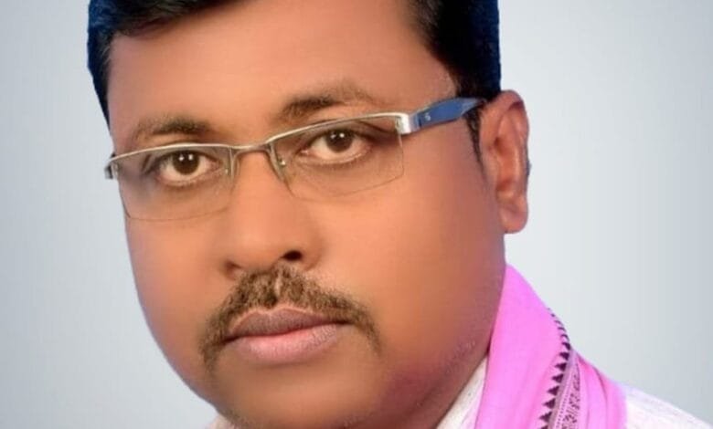 जकाँछ प्रदेश अध्यक्ष अमित जोगी ने अपने फैसलों से बताया कि संगठन से बढ़कर कोई नेता नही - अर्जुन राठौर जकाँछ प्रदेश अध्यक्ष अमित जोगी ने अपने फैसलों से बताया कि संगठन से बढ़कर कोई नेता नही - अर्जुन राठौर kshititech