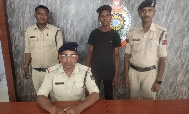 नाबालिक लड़की को शादी का झांसा देकर भागकर दुष्कर्म करने वाला आरोपी पहुंचा सलाखों के पीछे नाबालिक लड़की को शादी का झांसा देकर भागकर दुष्कर्म करने वाला आरोपी पहुंचा सलाखों के पीछे kshititech