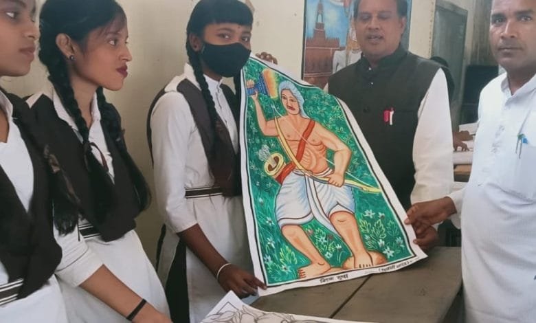 सरस्वती शिशु मंदिर विद्यालय सक्ती में बिरसा मुंडा जयंती पर चित्रकला, रंगोली, भाषण व नृत्य कार्यक्रम का किया गया आयोजन सरस्वती शिशु मंदिर विद्यालय सक्ती में बिरसा मुंडा जयंती पर चित्रकला, रंगोली, भाषण व नृत्य कार्यक्रम का किया गया आयोजन kshititech