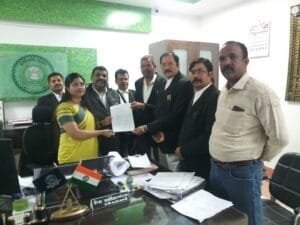 वंदे भारत ट्रेन रायगढ़ से प्रारंभ कर सक्ती स्टापेज की मांग अधिवक्ताओं ने एसडीएम सक्ती को सौंपा ज्ञापन वंदे भारत ट्रेन रायगढ़ से प्रारंभ कर सक्ती स्टापेज की मांग अधिवक्ताओं ने एसडीएम सक्ती को सौंपा ज्ञापन kshititech
