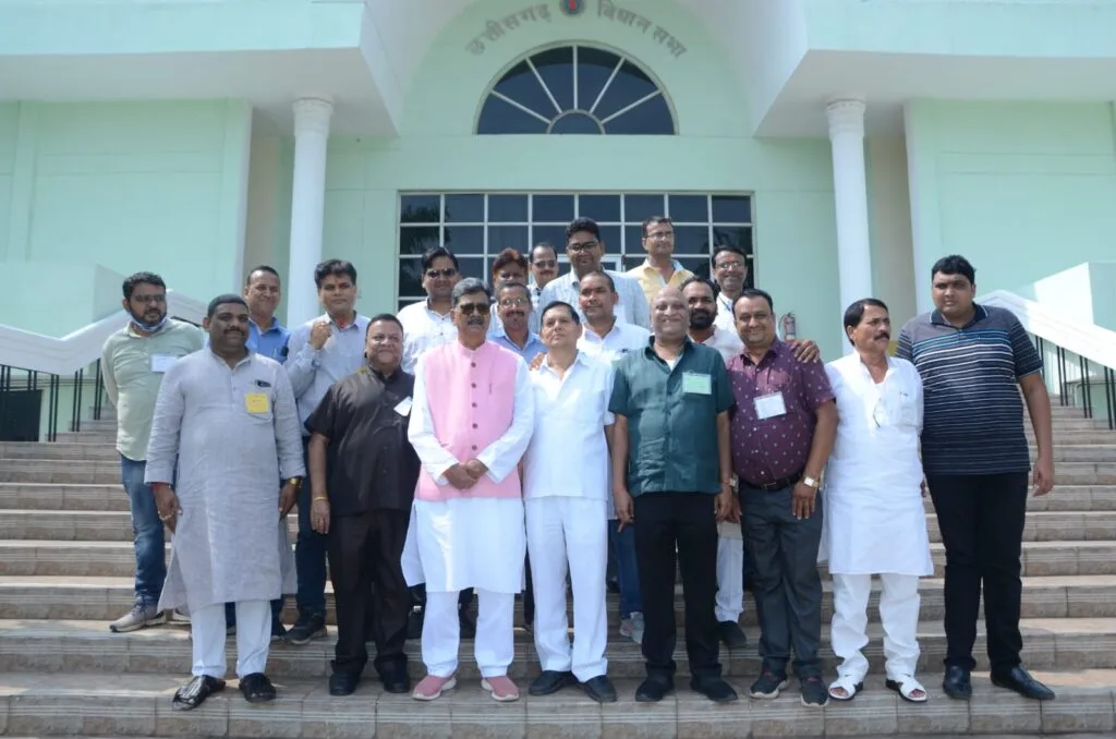 सक्ती जिले के पत्रकारों ने करी छत्तीसगढ़ विधानसभा का भ्रमण सक्ती जिले के पत्रकारों ने करी छत्तीसगढ़ विधानसभा का भ्रमण kshititech