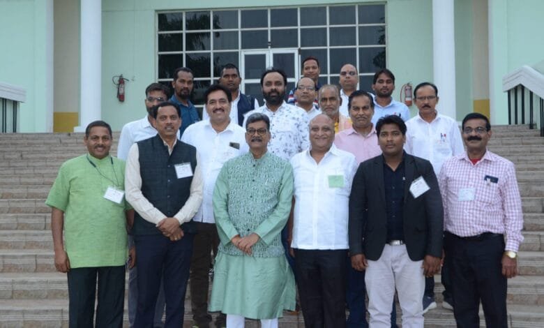 अशासकीय विद्यालय संघ सक्ती मिला विधानसभा अध्यक्ष से अशासकीय विद्यालय संघ सक्ती मिला विधानसभा अध्यक्ष से kshititech