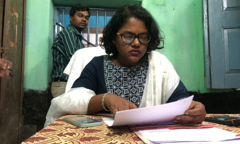 कलेक्टर ने स्ट्रांग रूम का किया निरीक्षण कलेक्टर ने स्ट्रांग रूम का किया निरीक्षण kshititech