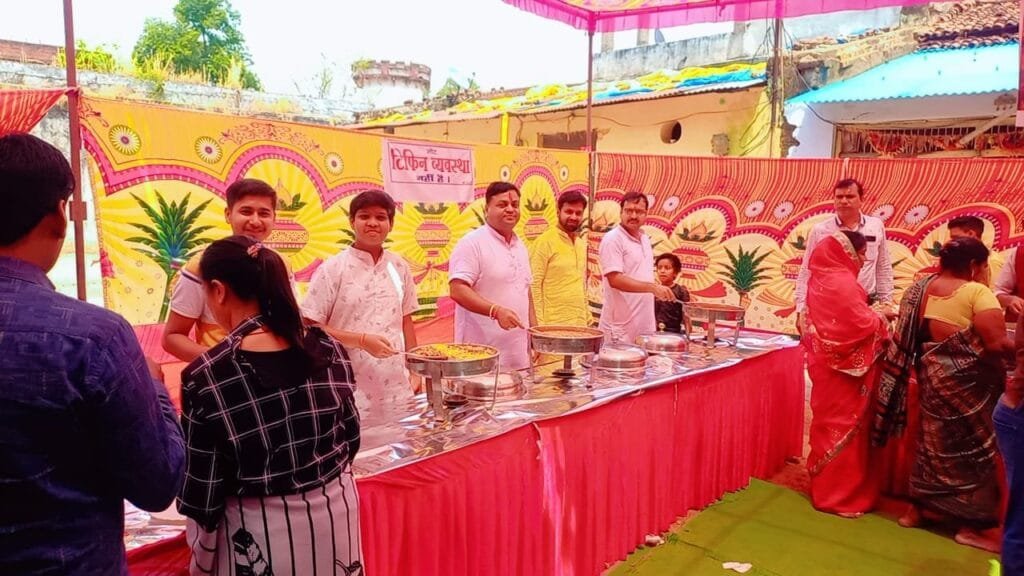 सक्ती नगरवासी डूबे हनुमान जी की भक्ति में मनाया हनुमान जन्मोत्सव सक्ती नगरवासी डूबे हनुमान जी की भक्ति में मनाया हनुमान जन्मोत्सव kshititech