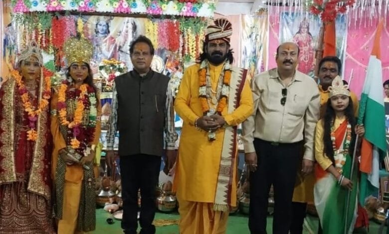 शिशु मंदिर पोरथा में भागवत कथा के षष्ठम दिवस पर रुक्मणि विवाह हुआ संपन्न शिशु मंदिर पोरथा में भागवत कथा के षष्ठम दिवस पर रुक्मणि विवाह हुआ संपन्न kshititech