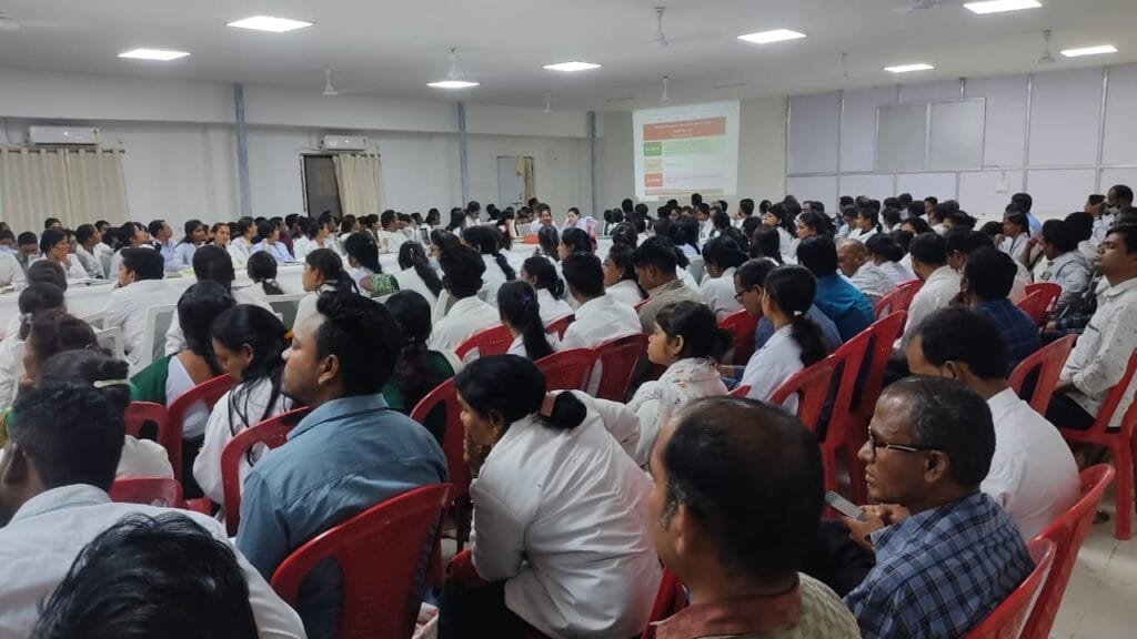 नवीन जिला सक्ती में आज कलेक्टर की अध्यक्षता में आयोजित की जा रही है स्वास्थ्य विभाग की समीक्षा बैठक नवीन जिला सक्ती में आज कलेक्टर की अध्यक्षता में आयोजित की जा रही है स्वास्थ्य विभाग की समीक्षा बैठक kshititech