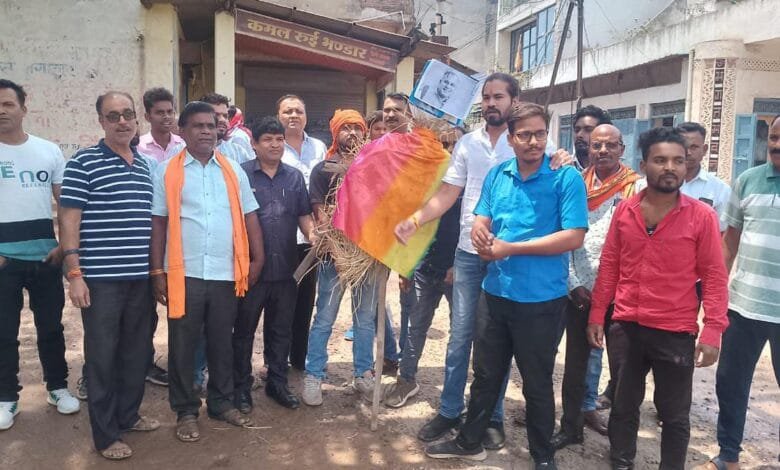 छत्तीसगढ़ की भूपेश सरकार घोटालों की सरकार - डॉ साहू छत्तीसगढ़ की भूपेश सरकार घोटालों की सरकार - डॉ साहू kshititech