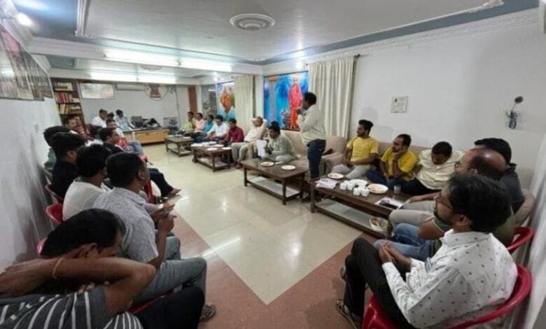 गबेल समाज के बैठक में विभिन्न विषयों पर सर्वसम्मति से लिया गया निर्णय गबेल समाज के बैठक में विभिन्न विषयों पर सर्वसम्मति से लिया गया निर्णय kshititech