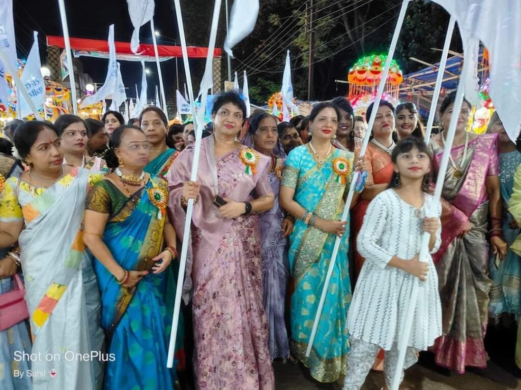 संत कबीर प्राकट्य दिवस पर गबेल समाज ने निकाली भव्य शोभायात्रा संत कबीर प्राकट्य दिवस पर गबेल समाज ने निकाली भव्य शोभायात्रा kshititech