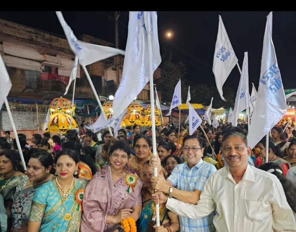 संत कबीर प्राकट्य दिवस पर गबेल समाज ने निकाली भव्य शोभायात्रा संत कबीर प्राकट्य दिवस पर गबेल समाज ने निकाली भव्य शोभायात्रा kshititech