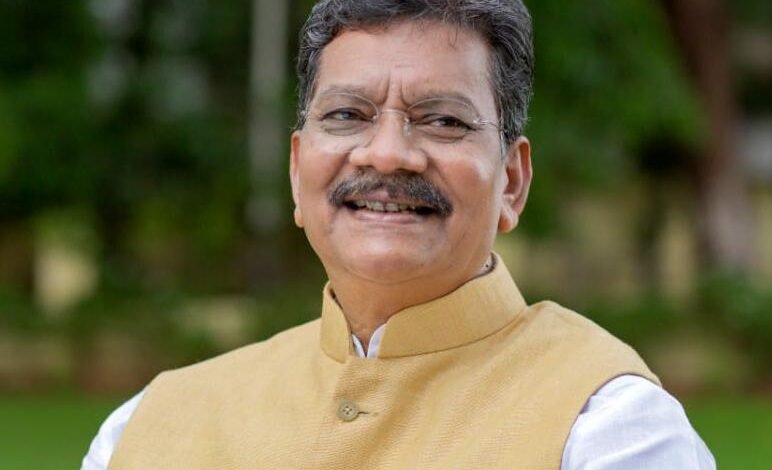 <em>पृथ्वी अनमोल है उसे सुरक्षित रखना हर मनुष्य का कर्तव्य – डॉ. महंत</em> <em>पृथ्वी अनमोल है उसे सुरक्षित रखना हर मनुष्य का कर्तव्य – डॉ. महंत</em> kshititech