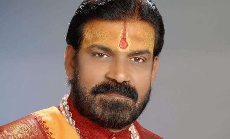 वृक्षारोपण का कार्य महान , एक वृक्ष 10 पुत्र समान - आचार्य राजेंद्र महाराज वृक्षारोपण का कार्य महान , एक वृक्ष 10 पुत्र समान - आचार्य राजेंद्र महाराज kshititech