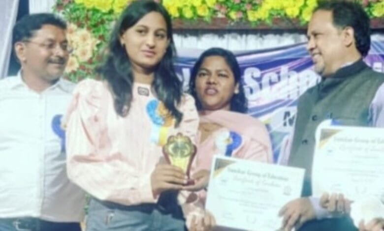 संस्कार ग्रुप एजुकेशन द्वारा पुरस्कार वितरण समारोह व कराओके गीत प्रतियोगिता का हुआ आयोजन संस्कार ग्रुप एजुकेशन द्वारा पुरस्कार वितरण समारोह व कराओके गीत प्रतियोगिता का हुआ आयोजन kshititech