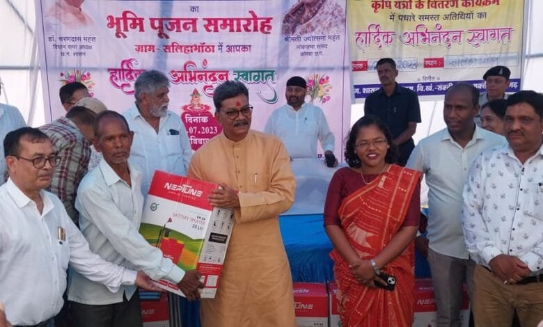 विधानसभा अध्यक्ष डॉ. चरणदास महंत ने सौर ऊर्जा युक्त कोल्ड स्टोरेज सह गोदाम निर्माण कार्य का किया भूमिपूजन विधानसभा अध्यक्ष डॉ. चरणदास महंत ने सौर ऊर्जा युक्त कोल्ड स्टोरेज सह गोदाम निर्माण कार्य का किया भूमिपूजन kshititech