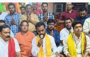 श्री सिद्ध हनुमान मंदिर सक्ती में मंगलवार को सामूहिक महाआरती व पूजन में लीनेस परिवार ने लगाया भोग प्रसाद श्री सिद्ध हनुमान मंदिर सक्ती में मंगलवार को सामूहिक महाआरती व पूजन में लीनेस परिवार ने लगाया भोग प्रसाद kshititech