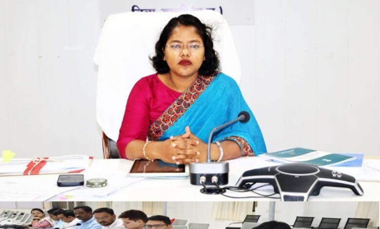 कलेक्टर ने चुनाव की तैयारी के संबंध में सभी रिटर्निंग अधिकारी, सहायक रिटर्निंग अधिकारियों की समीक्षा बैठक ली कलेक्टर ने चुनाव की तैयारी के संबंध में सभी रिटर्निंग अधिकारी, सहायक रिटर्निंग अधिकारियों की समीक्षा बैठक ली kshititech