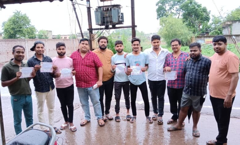 घर घर जाबो,अभिनंदन करबो के साथ चल रहा संपर्क अभियान -अभिषेक शर्मा घर घर जाबो,अभिनंदन करबो के साथ चल रहा संपर्क अभियान -अभिषेक शर्मा kshititech