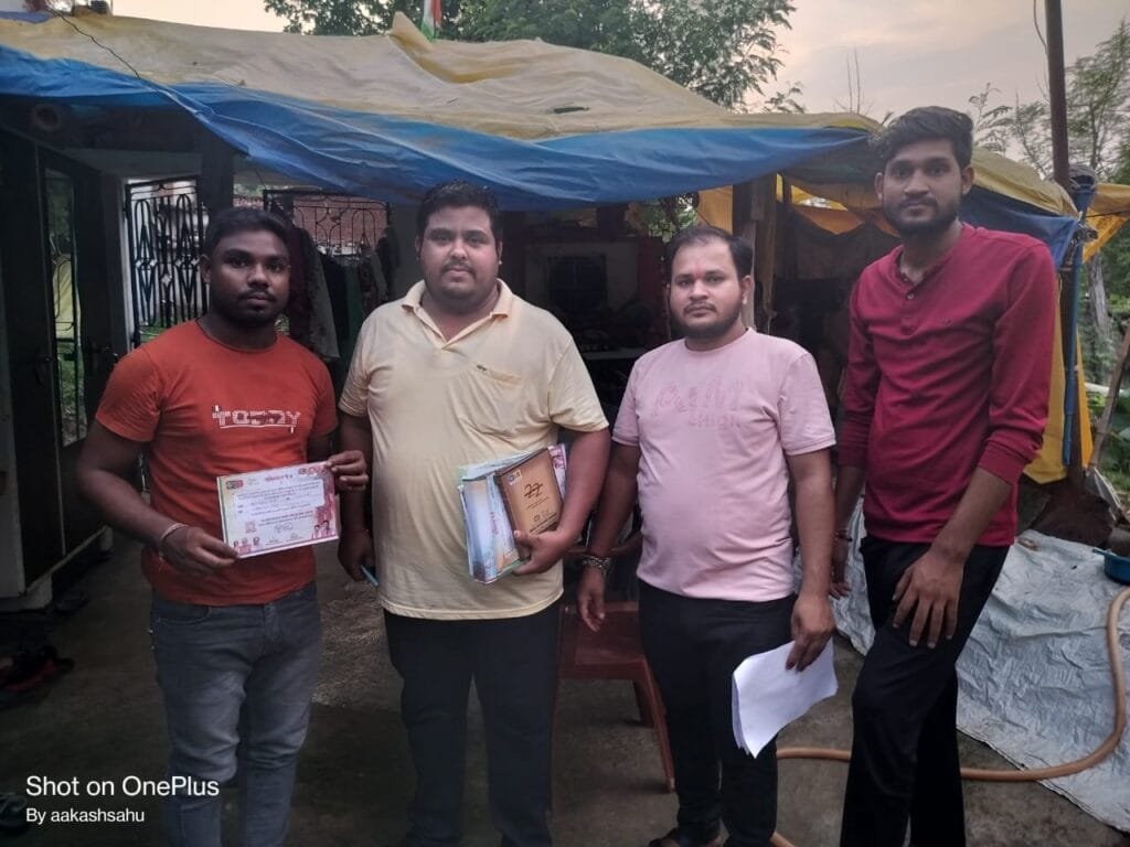 घर घर जाबो,अभिनंदन करबो के साथ चल रहा संपर्क अभियान -अभिषेक शर्मा घर घर जाबो,अभिनंदन करबो के साथ चल रहा संपर्क अभियान -अभिषेक शर्मा kshititech