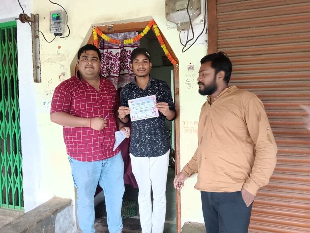 घर घर जाबो,अभिनंदन करबो के साथ चल रहा संपर्क अभियान -अभिषेक शर्मा घर घर जाबो,अभिनंदन करबो के साथ चल रहा संपर्क अभियान -अभिषेक शर्मा kshititech