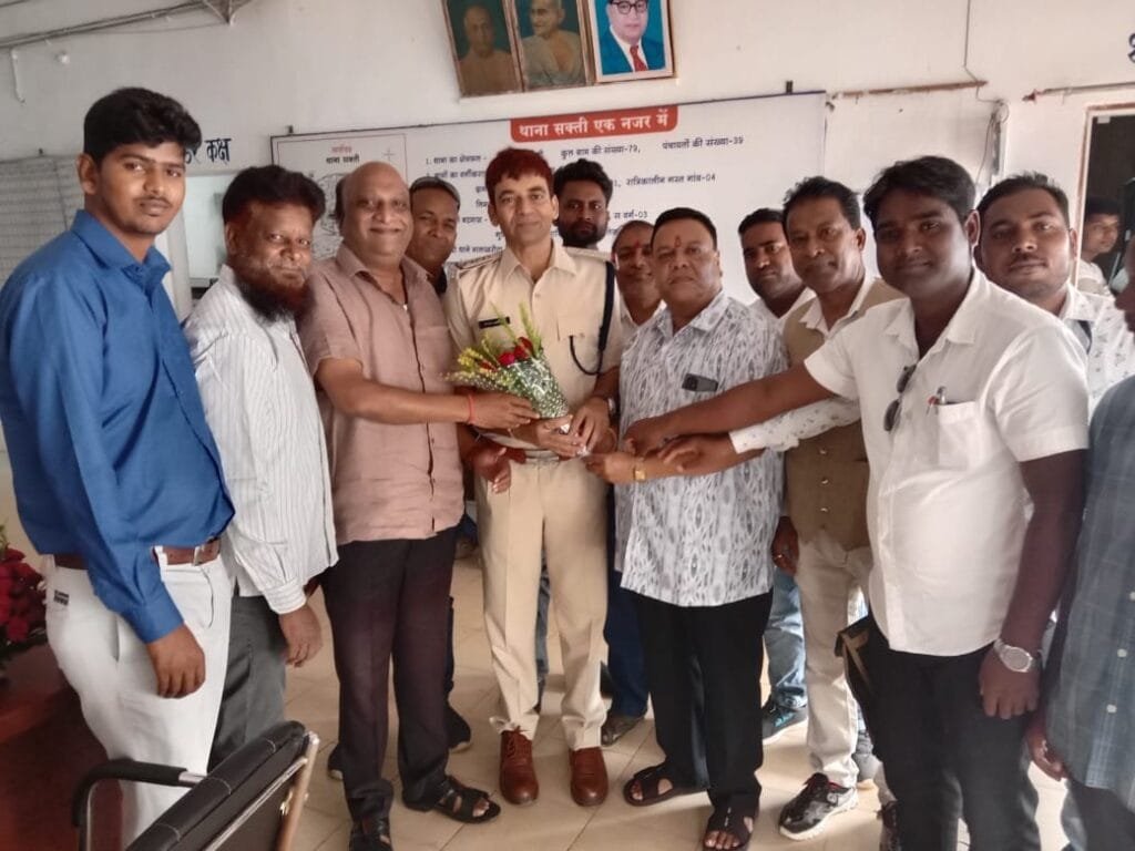 छत्तीसगढ़ जर्नलिस्ट वेलफेयर यूनियन जिला इकाई सक्ती की हुई बैठक, नव पदस्थ थाना प्रभारी एवं मुख्य नगर पालिका अधिकारी से की मुलाकात , दिया ज्ञापन छत्तीसगढ़ जर्नलिस्ट वेलफेयर यूनियन जिला इकाई सक्ती की हुई बैठक, नव पदस्थ थाना प्रभारी एवं मुख्य नगर पालिका अधिकारी से की मुलाकात , दिया ज्ञापन kshititech