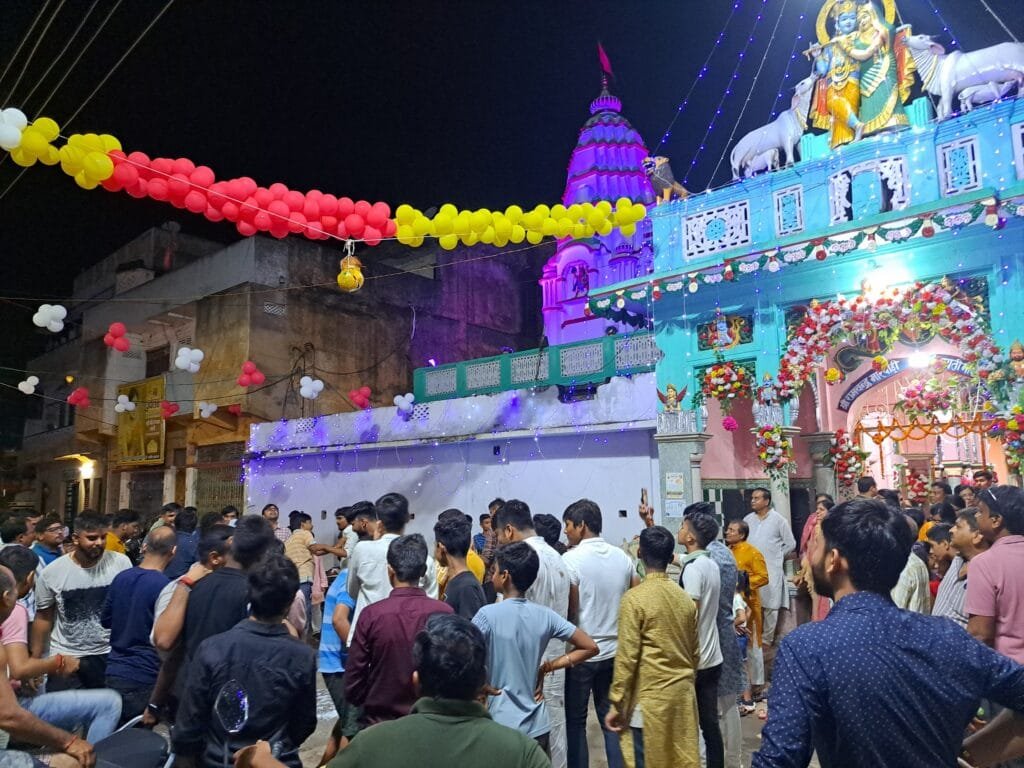धूमधाम एवं हर्षोल्लास के साथ जन्माष्टमी का त्यौहार मनाया गया धूमधाम एवं हर्षोल्लास के साथ जन्माष्टमी का त्यौहार मनाया गया kshititech