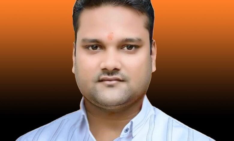 उदय निधि को सनातन धर्म से ज़्यादा परेशानी है तो सबसे पहले अपना नाम बदल कर असुर स्टालिन रख लेना चाहिए - भाजपा नेता अंकित अग्रवाल उदय निधि को सनातन धर्म से ज़्यादा परेशानी है तो सबसे पहले अपना नाम बदल कर असुर स्टालिन रख लेना चाहिए - भाजपा नेता अंकित अग्रवाल kshititech