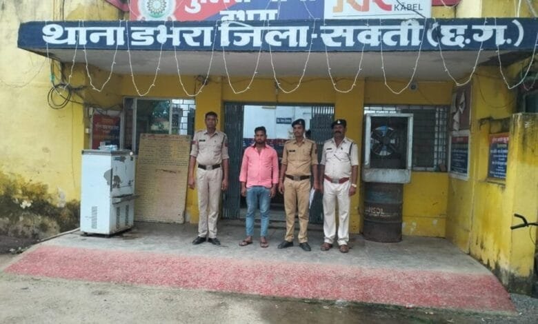 24 घंटे के अंदर गिरफ्तार हुआ बलात्कार का आरोपी 24 घंटे के अंदर गिरफ्तार हुआ बलात्कार का आरोपी kshititech