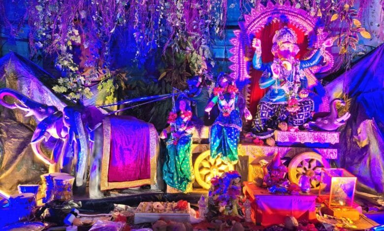 सक्ती चा राजा बना, हटरी चौक में स्थित पंडाल बना आकर्षण का केंद्र सक्ती चा राजा बना, हटरी चौक में स्थित पंडाल बना आकर्षण का केंद्र kshititech