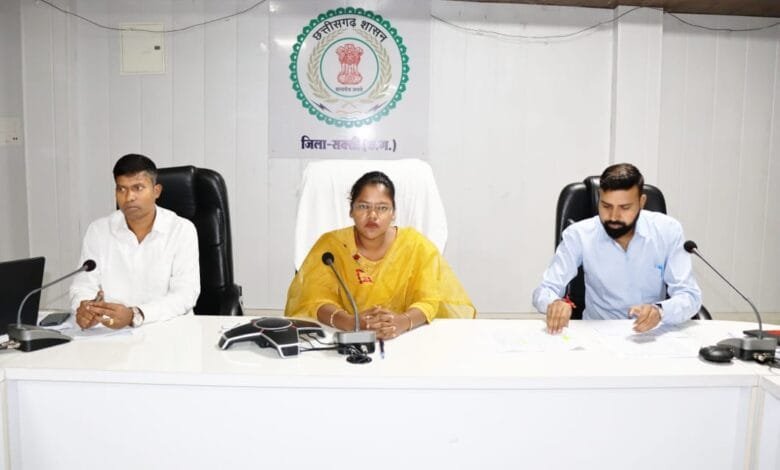 कलेक्टर ने आगामी खरीफ विपणन वर्ष 2023-24 में सुव्यवस्थित धान खरीदी की तैयारी के लिए ली बैठक कलेक्टर ने आगामी खरीफ विपणन वर्ष 2023-24 में सुव्यवस्थित धान खरीदी की तैयारी के लिए ली बैठक kshititech