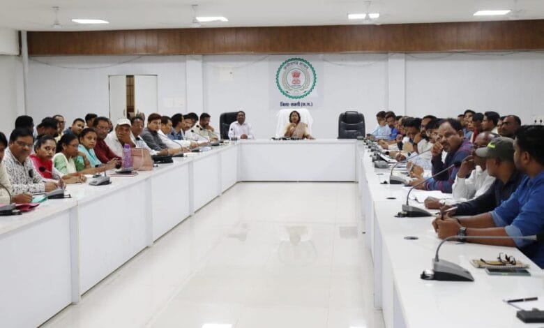 मतदान प्रक्रिया के संबंध में सक्ती में तीन दिवसीय जिला स्तरीय प्रशिक्षण कार्यक्रम का कराया जा रहा आयोजन मतदान प्रक्रिया के संबंध में सक्ती में तीन दिवसीय जिला स्तरीय प्रशिक्षण कार्यक्रम का कराया जा रहा आयोजन kshititech