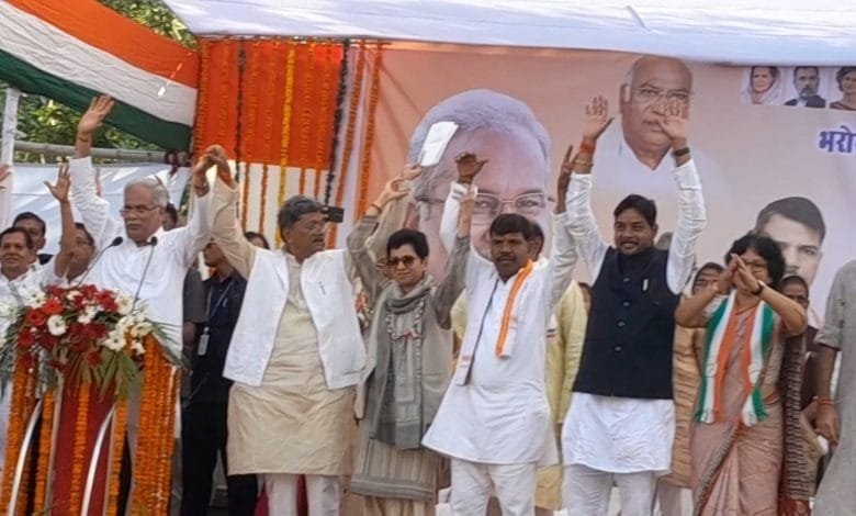 सक्ती से मुख्यमंत्री ने करी बड़ी घोषणा - सरकार बनी तो किसानों का कर्ज होगा माफ सक्ती से मुख्यमंत्री ने करी बड़ी घोषणा - सरकार बनी तो किसानों का कर्ज होगा माफ kshititech