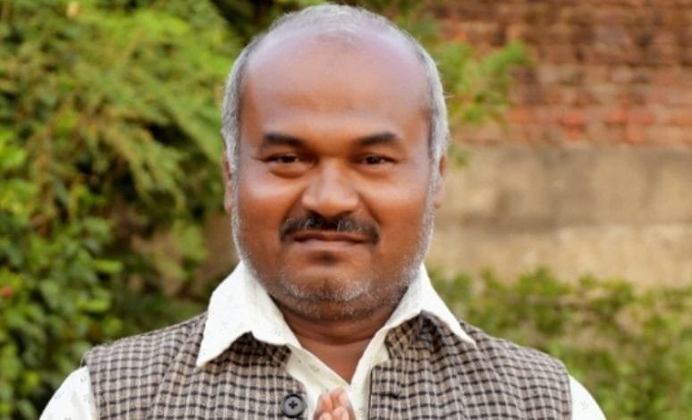 कसडोल विधानसभा से मछुआरा समुदाय के व्यक्ति को टिकट कसडोल विधानसभा से मछुआरा समुदाय के व्यक्ति को टिकट kshititech