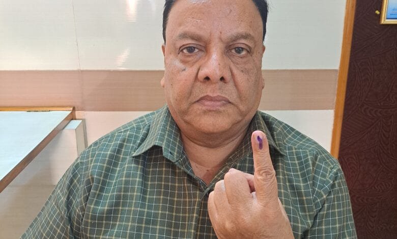 छत्तीसगढ़ जर्नलिस्ट वेलफेयर यूनियन के जिलाध्यक्ष सक्ती रमेश चंद अग्रवाल ने करी मतदान करने की अपील छत्तीसगढ़ जर्नलिस्ट वेलफेयर यूनियन के जिलाध्यक्ष सक्ती रमेश चंद अग्रवाल ने करी मतदान करने की अपील kshititech