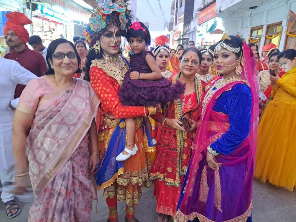 नगर में तुलसी शालिग्राम विवाह एवं एकादशी उद्यापन का हुआ आयोजन नगर में तुलसी शालिग्राम विवाह एवं एकादशी उद्यापन का हुआ आयोजन kshititech