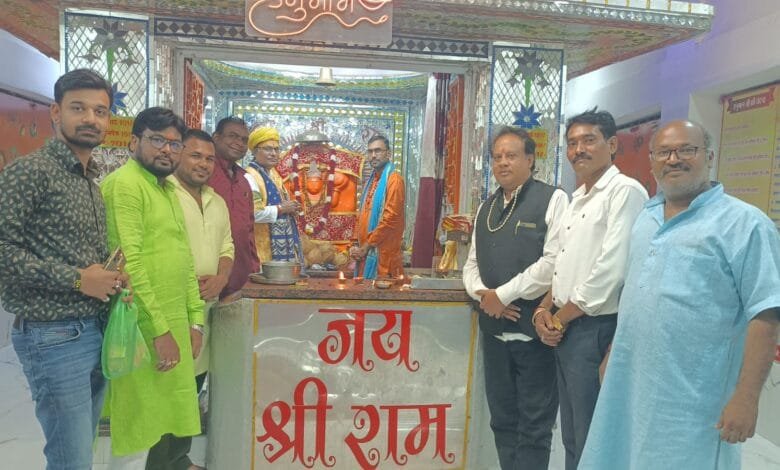 महाआरती के साथ महावीर आराधना एक विशिष्ट अनुभूति…पंडित अरुण पांडे महाआरती के साथ महावीर आराधना एक विशिष्ट अनुभूति…पंडित अरुण पांडे kshititech