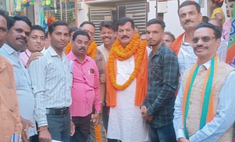 सक्ती विधानसभा क्षेत्र में कांग्रेस को लगा बड़ा झटका कांग्रेस के कद्दावर नेता चूणामणि ने किया भाजपा प्रवेश सक्ती विधानसभा क्षेत्र में कांग्रेस को लगा बड़ा झटका कांग्रेस के कद्दावर नेता चूणामणि ने किया भाजपा प्रवेश kshititech