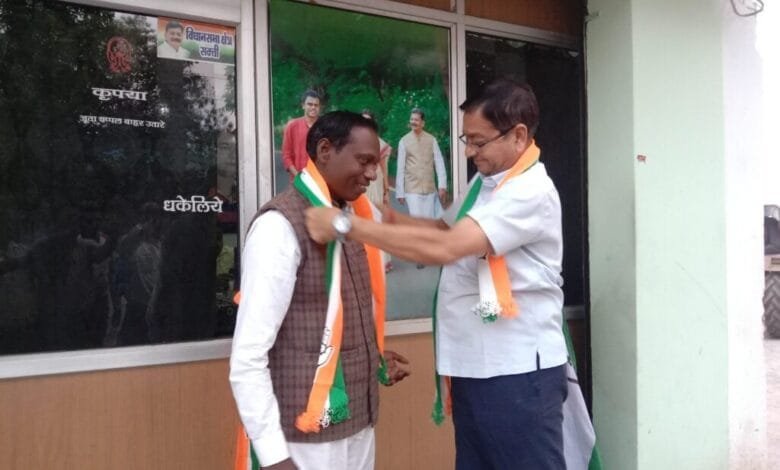 जनता कांग्रेस छत्तीसगढ़ सक्ती के प्रत्याशी राजकुमार पटेल ने थामा कांग्रेस का दामन जनता कांग्रेस छत्तीसगढ़ सक्ती के प्रत्याशी राजकुमार पटेल ने थामा कांग्रेस का दामन kshititech