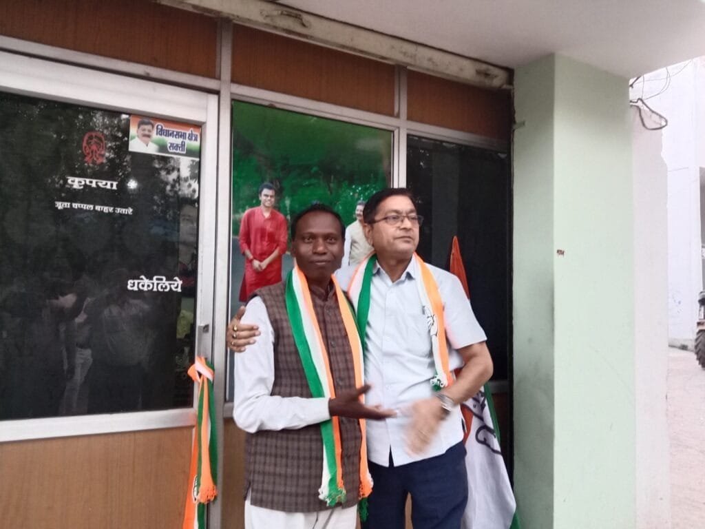 जनता कांग्रेस छत्तीसगढ़ सक्ती के प्रत्याशी राजकुमार पटेल ने थामा कांग्रेस का दामन जनता कांग्रेस छत्तीसगढ़ सक्ती के प्रत्याशी राजकुमार पटेल ने थामा कांग्रेस का दामन kshititech