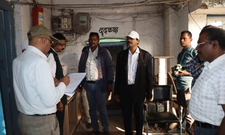 राजनैतिक दलों के अभ्यर्थियों व अभिकर्ताओं की उपस्थिति में इलेक्ट्रॉनिक ट्रांसमिटेड पोस्टल बैलेट हुए जमा राजनैतिक दलों के अभ्यर्थियों व अभिकर्ताओं की उपस्थिति में इलेक्ट्रॉनिक ट्रांसमिटेड पोस्टल बैलेट हुए जमा kshititech
