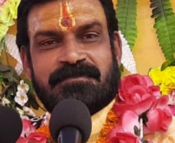 श्रीमद् भागवत ही इस संसार का श्रेष्ठ सत्कर्म है–कथा व्यास आचार्य राजेंद्र जी महाराज श्रीमद् भागवत ही इस संसार का श्रेष्ठ सत्कर्म है–कथा व्यास आचार्य राजेंद्र जी महाराज kshititech