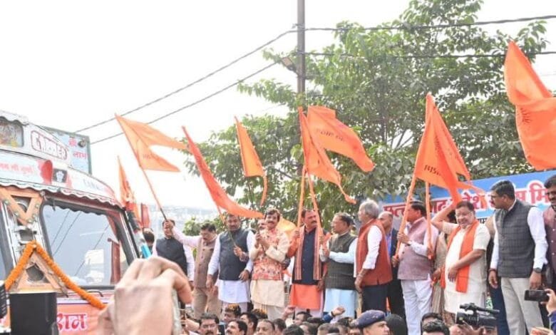 राईस मिलर्स एसोसिएशन द्वारा आयोजित सुगंधित चावल अर्पण समारोह में शामिल हुए मुख्यमंत्री राईस मिलर्स एसोसिएशन द्वारा आयोजित सुगंधित चावल अर्पण समारोह में शामिल हुए मुख्यमंत्री kshititech