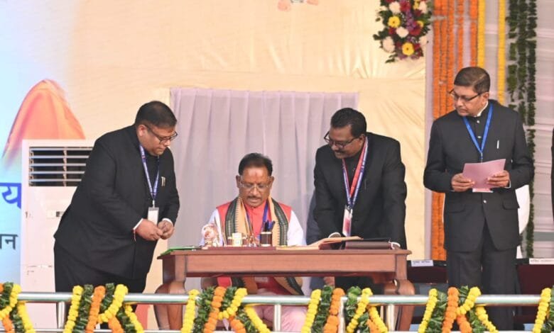 पंच से लेकर मुख्यमंत्री बनने तक श्री विष्णुदेव साय का राजनीतिक सफर पंच से लेकर मुख्यमंत्री बनने तक श्री विष्णुदेव साय का राजनीतिक सफर kshititech