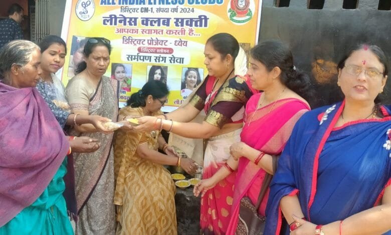लीनेस क्लब सक्ती ने वितरण किया खिचड़ी और लड्डू लीनेस क्लब सक्ती ने वितरण किया खिचड़ी और लड्डू kshititech