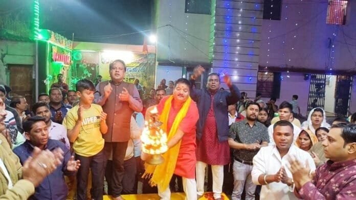 श्री सिद्ध हनुमान मंदिर में 35वें मंगलवार की महाआरती में पंडित राजेश शर्मा के साथ गीतांजलि स्कूल परिवार हुआ शामिल श्री सिद्ध हनुमान मंदिर में 35वें मंगलवार की महाआरती में पंडित राजेश शर्मा के साथ गीतांजलि स्कूल परिवार हुआ शामिल kshititech
